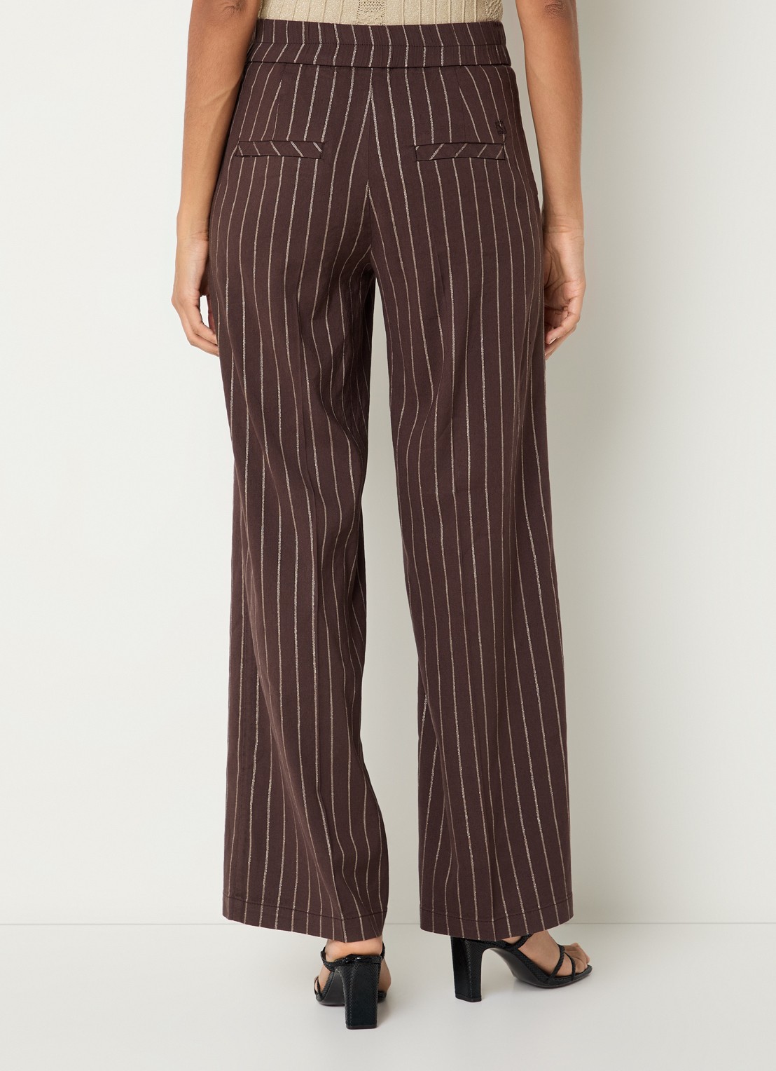 Rosner Studio High waist wide fit pantalon met streepprint en lurex - achterkant 4 donkerbruin