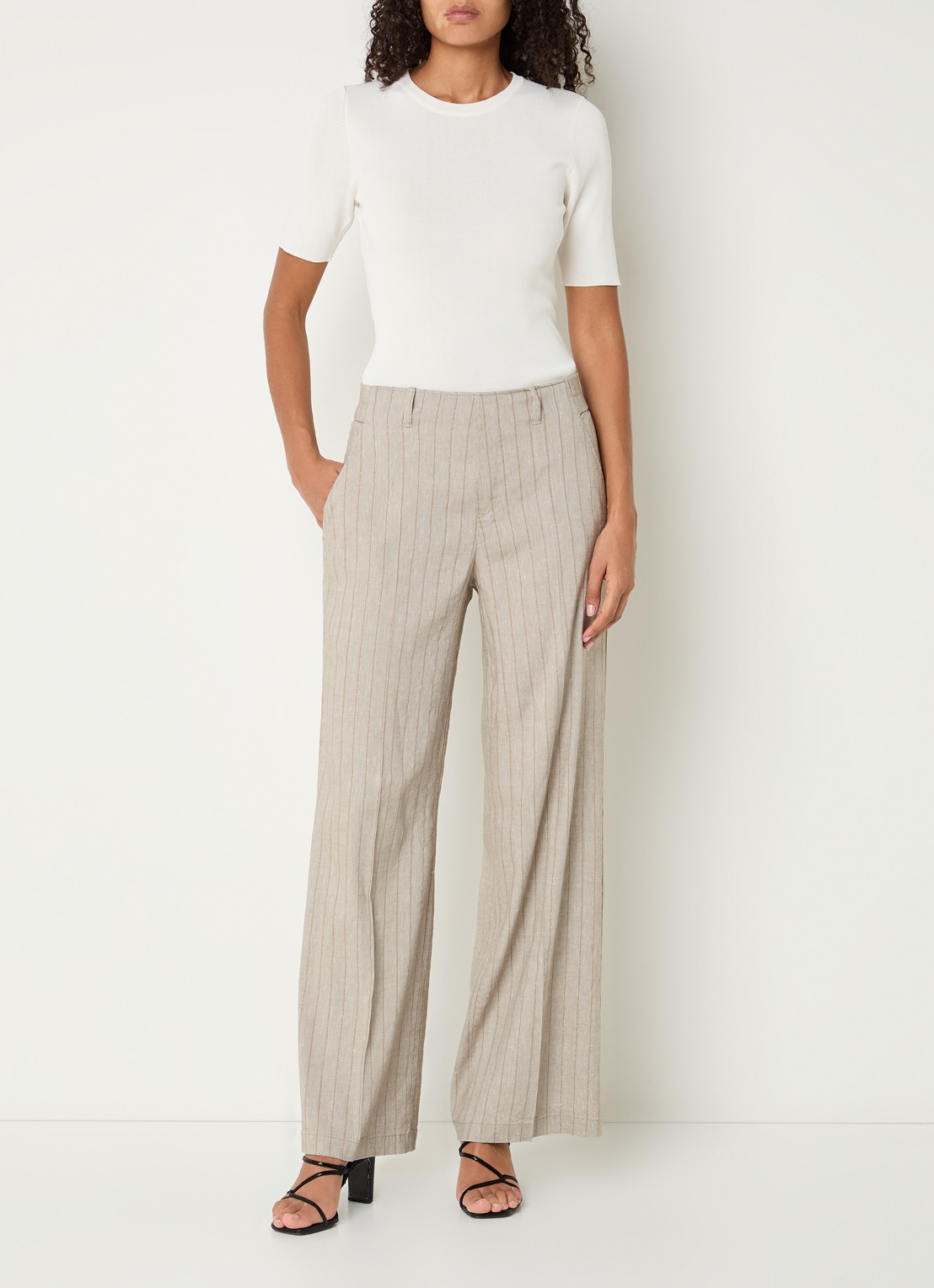 Rosner Studio High waist wide fit pantalon met streepprint en lurex - voorkant 4 lichtgrijs