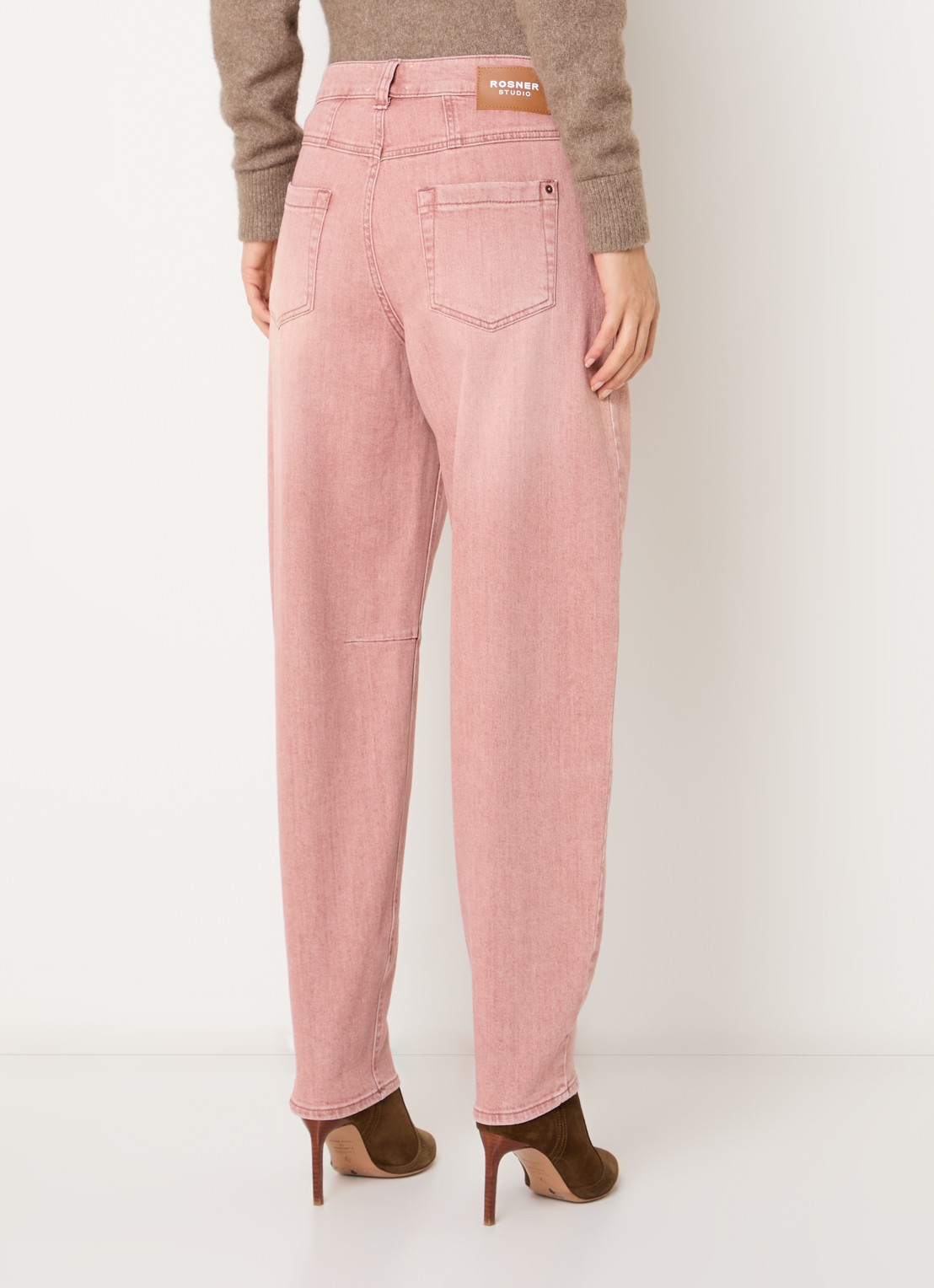 Rosner Studio Mara high waist tapered fit jeans met gekleurde wassing - achterkant 3 oudroze