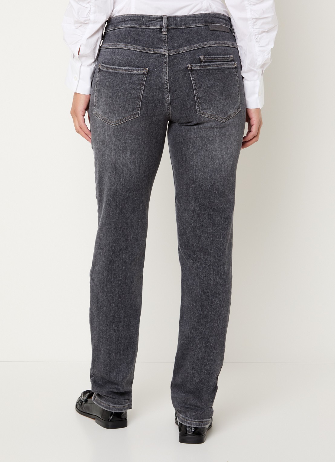Rosner Studio Masha mid waist slim fit jeans met steekzakken - achterkant middengrijs