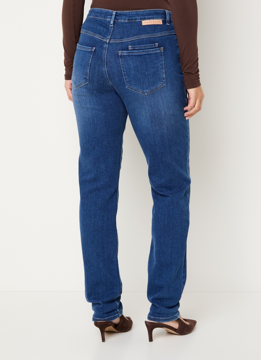 Rosner Studio Masha mid waist slim fit jeans met steekzakken - achterkant 5 indigo