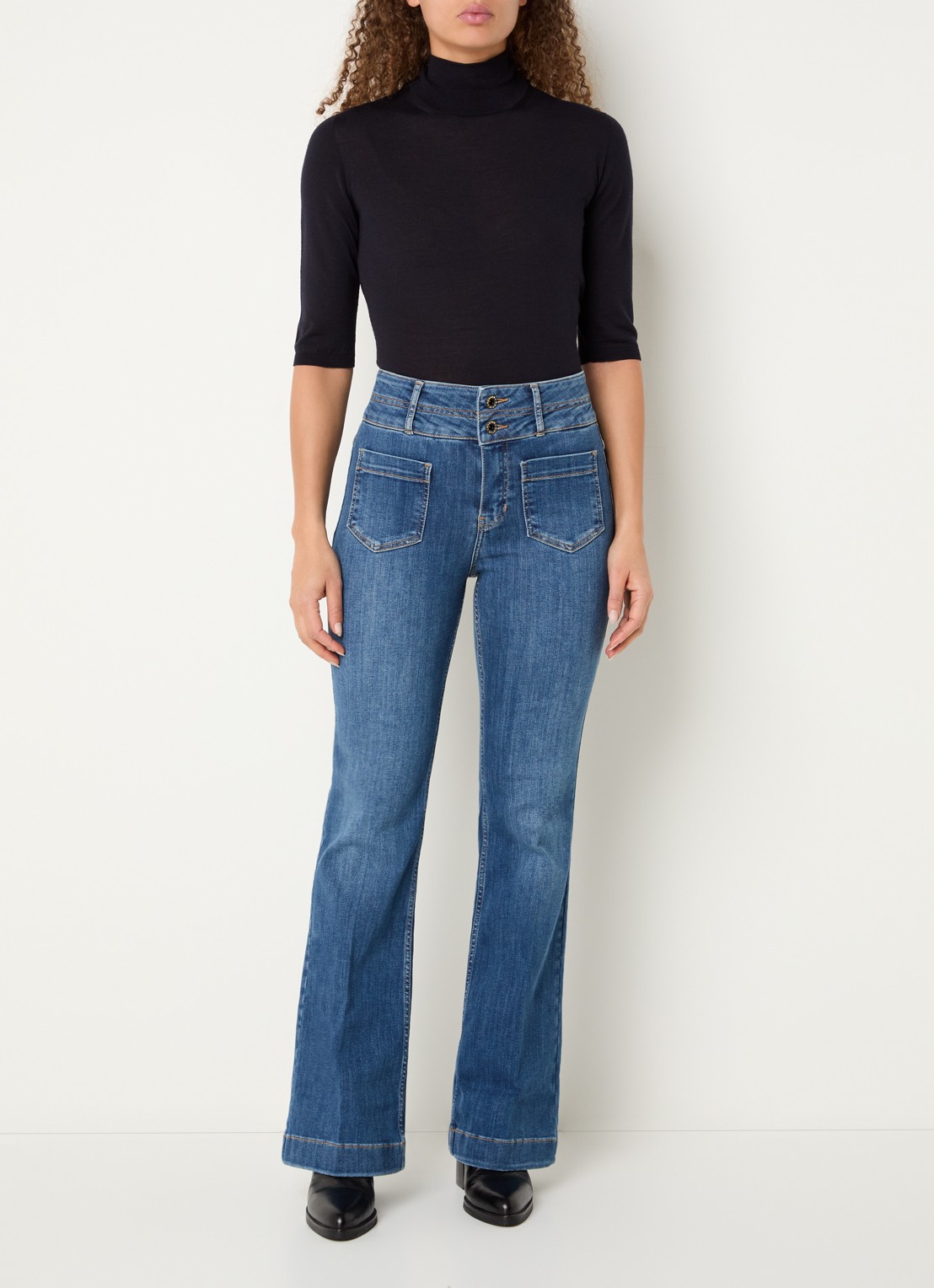 Rosner Studio Rosner high waist flared jeans met medium wassing - voorkant 3 indigo