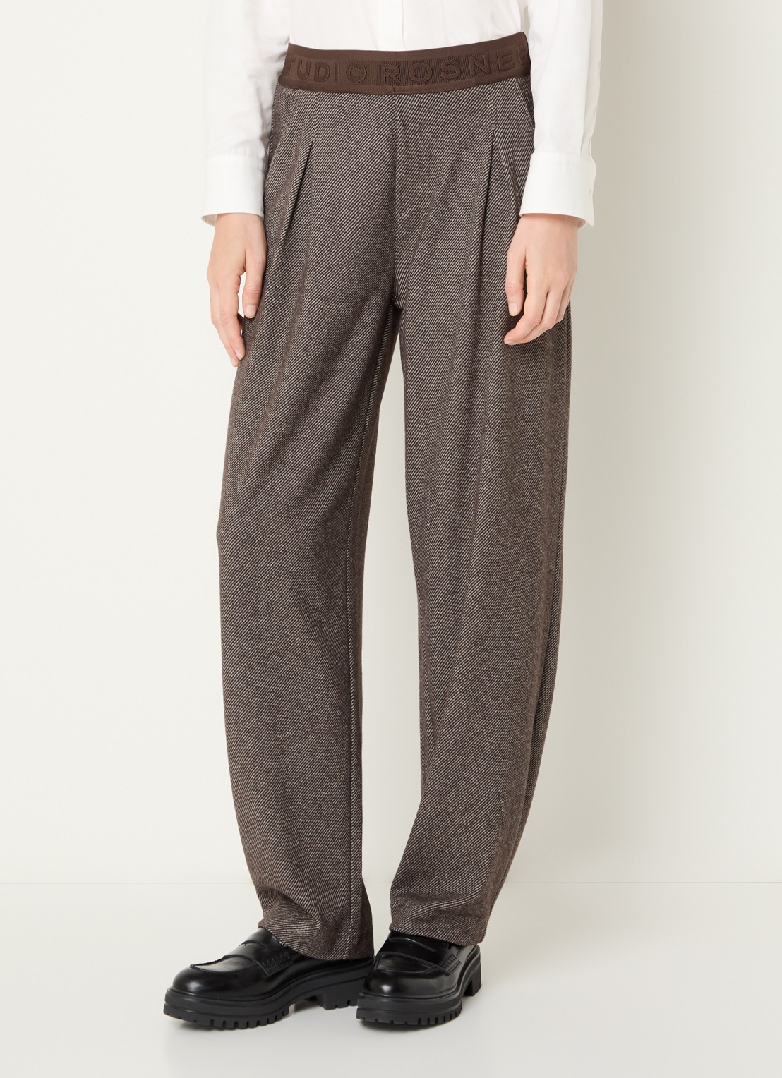 Rosner Studio Straight fit pantalon met steekzakken - detail lichtbruin