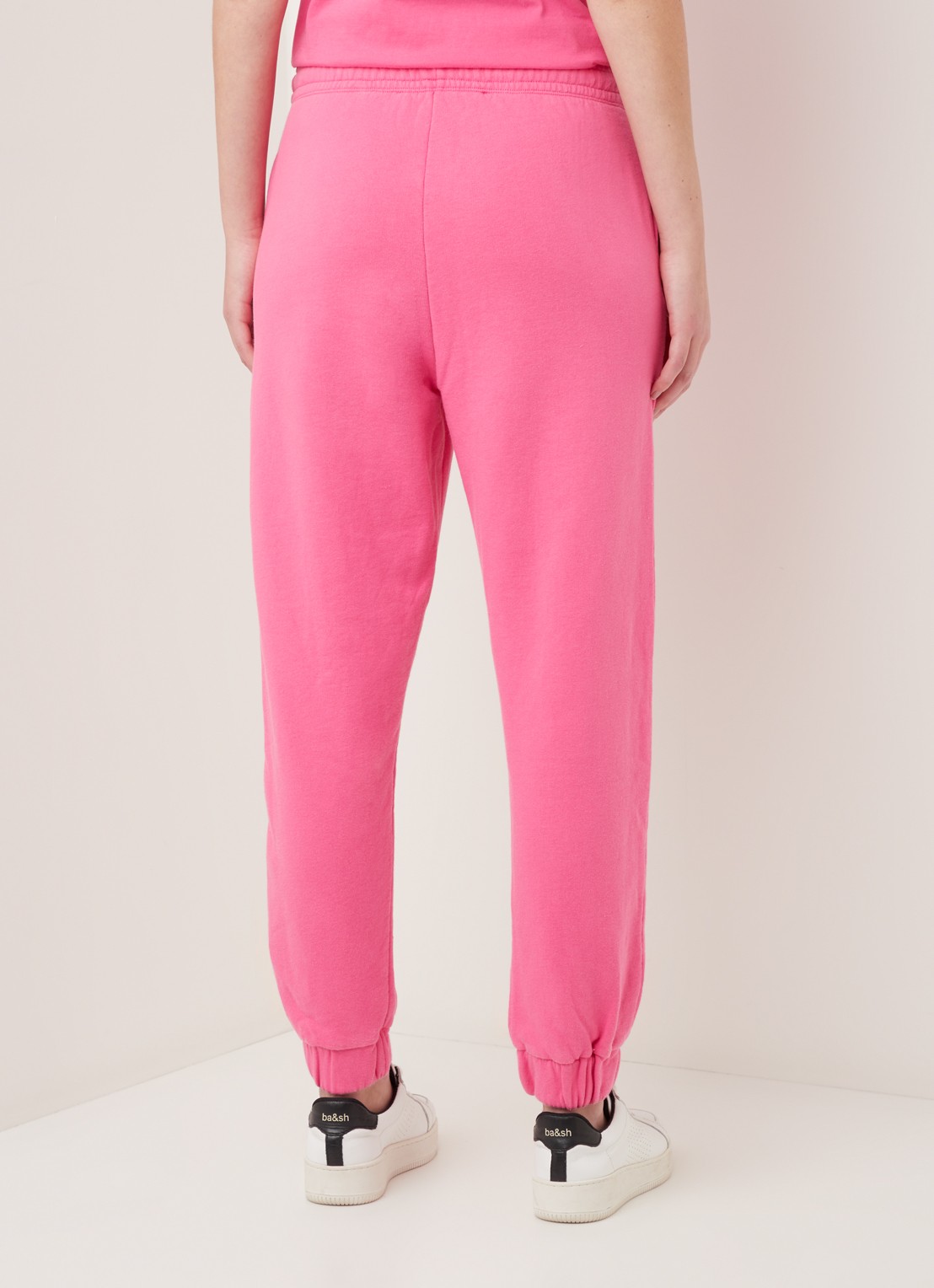 ROTATE Mimi tapered fit joggingbroek van biologisch katoen - achterkant roze
