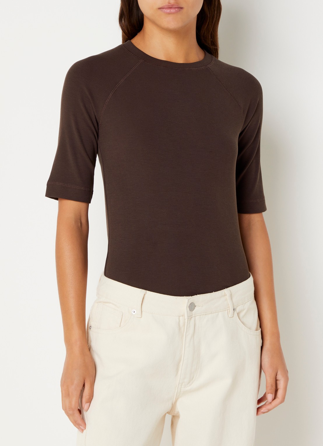 ROUGE EDIT Helena Mae top met ribstructuur - detail 3 bruin