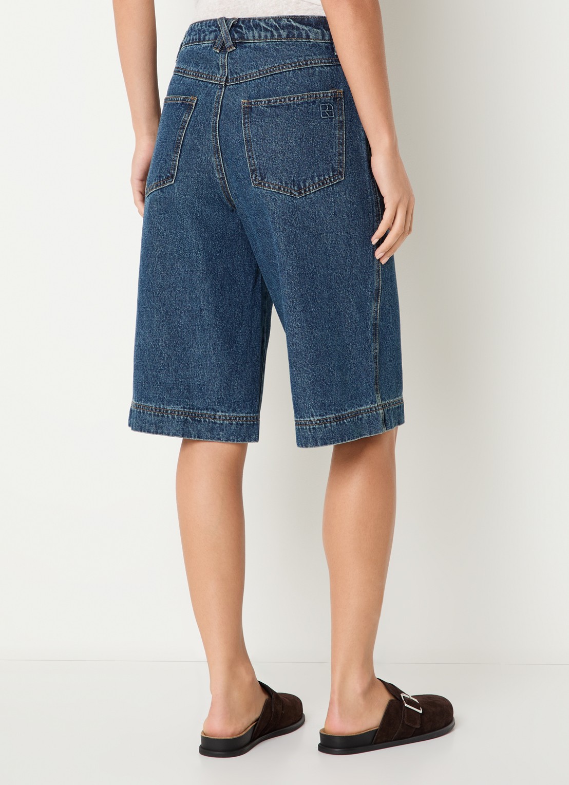ROUGE EDIT Jolie high waist straight fit korte broek van denim met donkere wassing - achterkant 3 indigo