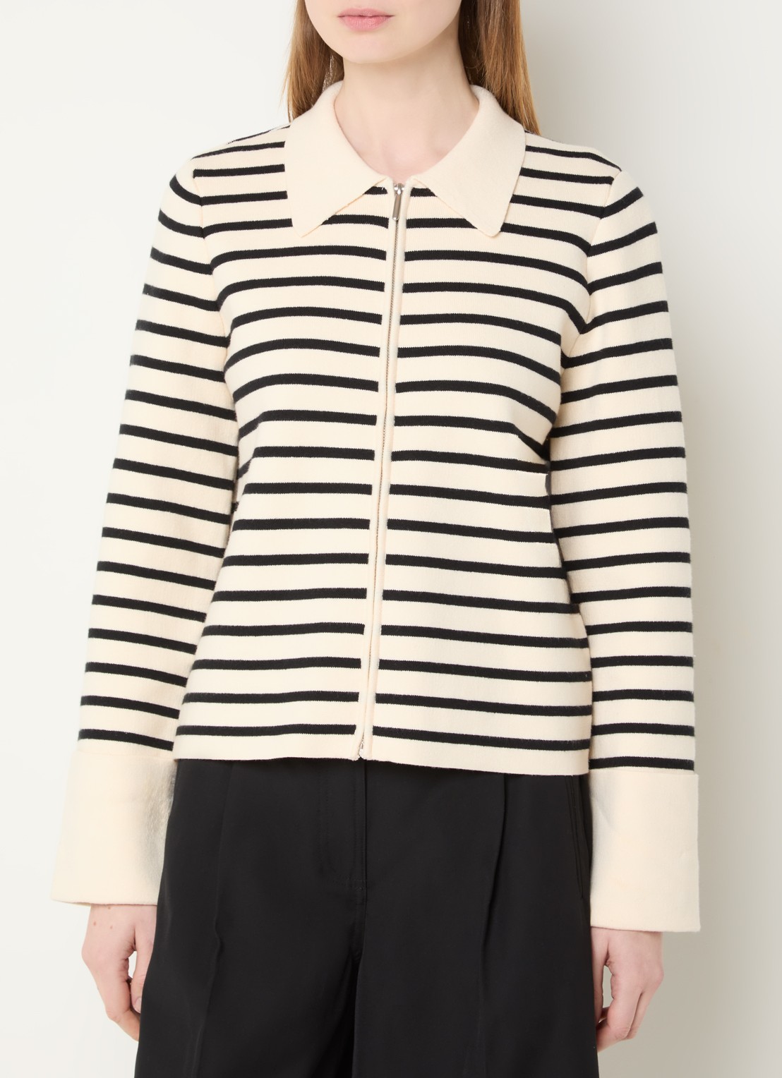ROUGE EDIT Lucille fijngebreid vest met streepprint - detail beige