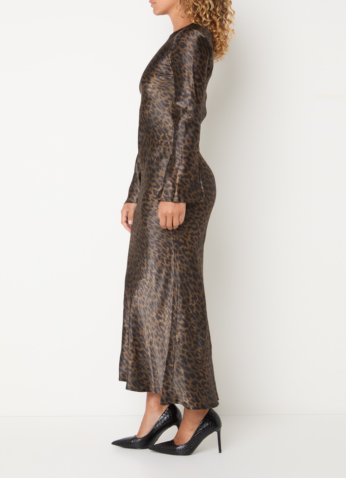 ROUGE EDIT Maxi jurk met panterprint - voorkant 2 bruin
