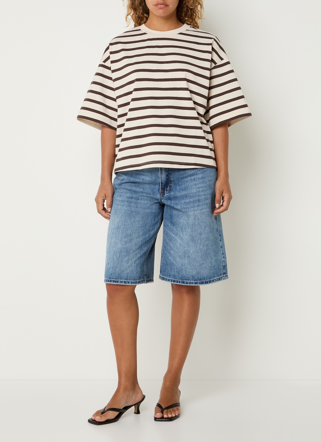 ROUGE EDIT Nanna T-shirt met ronde hals - voorkant 3 gebroken wit