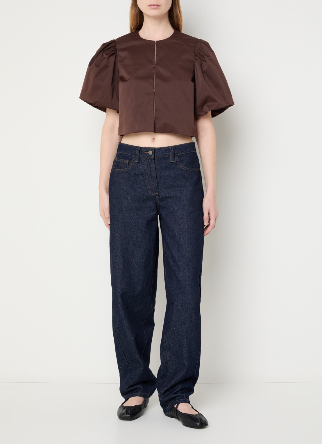 ROUGE EDIT Roudetta blouse met ballonmouw - voorkant 3 donkerbruin