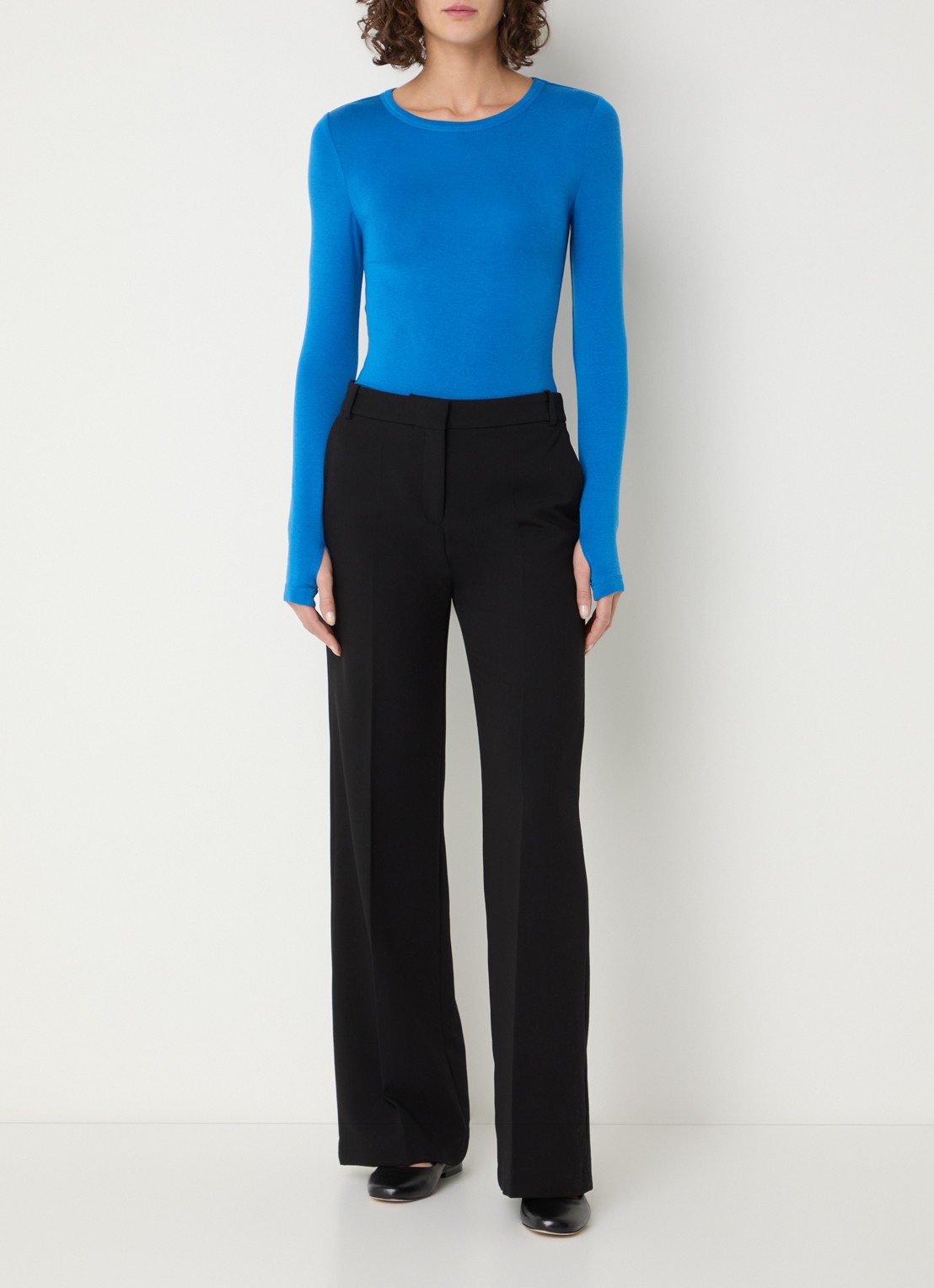 ROUGE EDIT Roumaple longsleeve in wolblend - voorkant 4 blauw