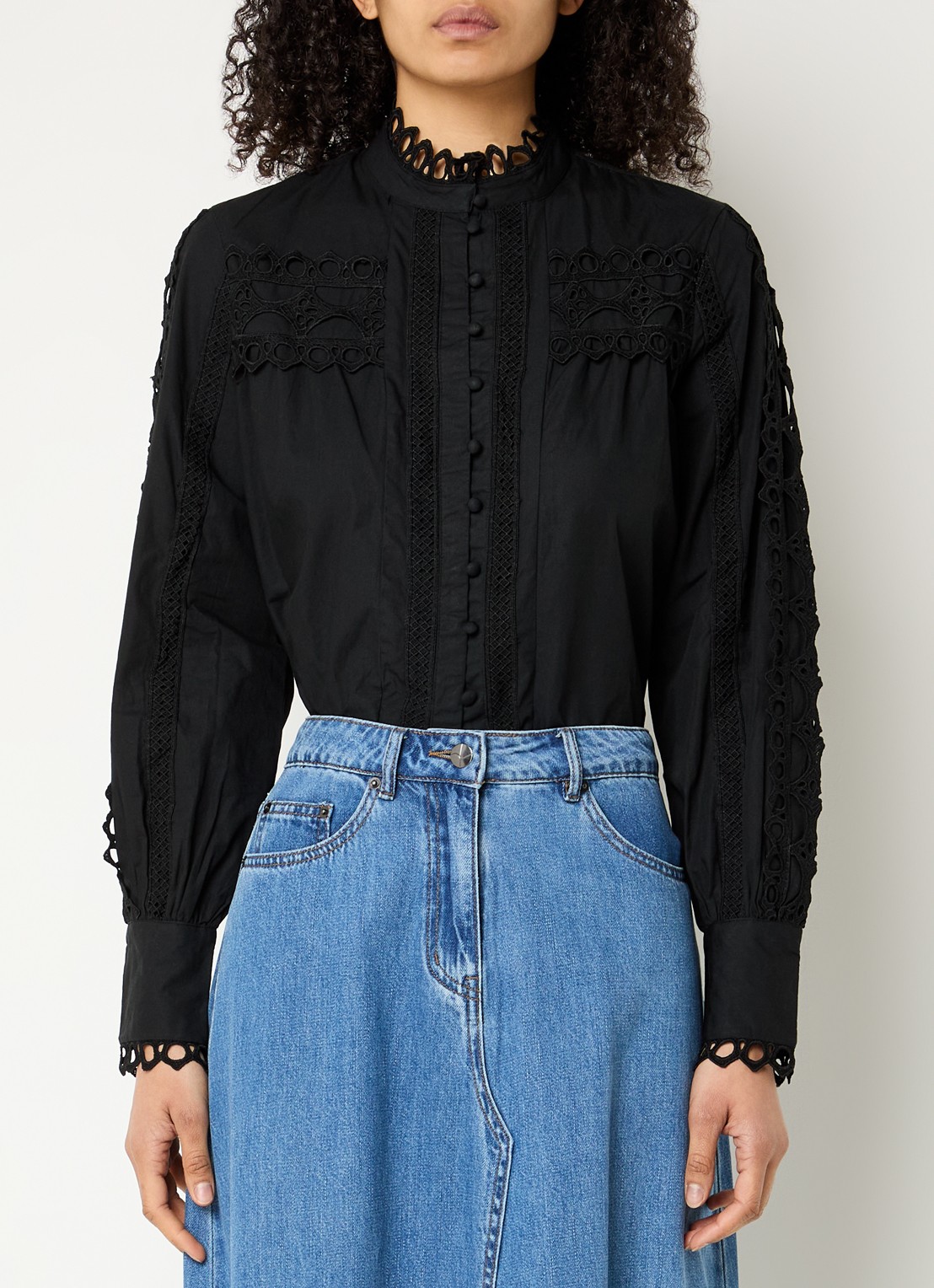 ROUGE EDIT Roumelanie blouse met broderie - detail zwart