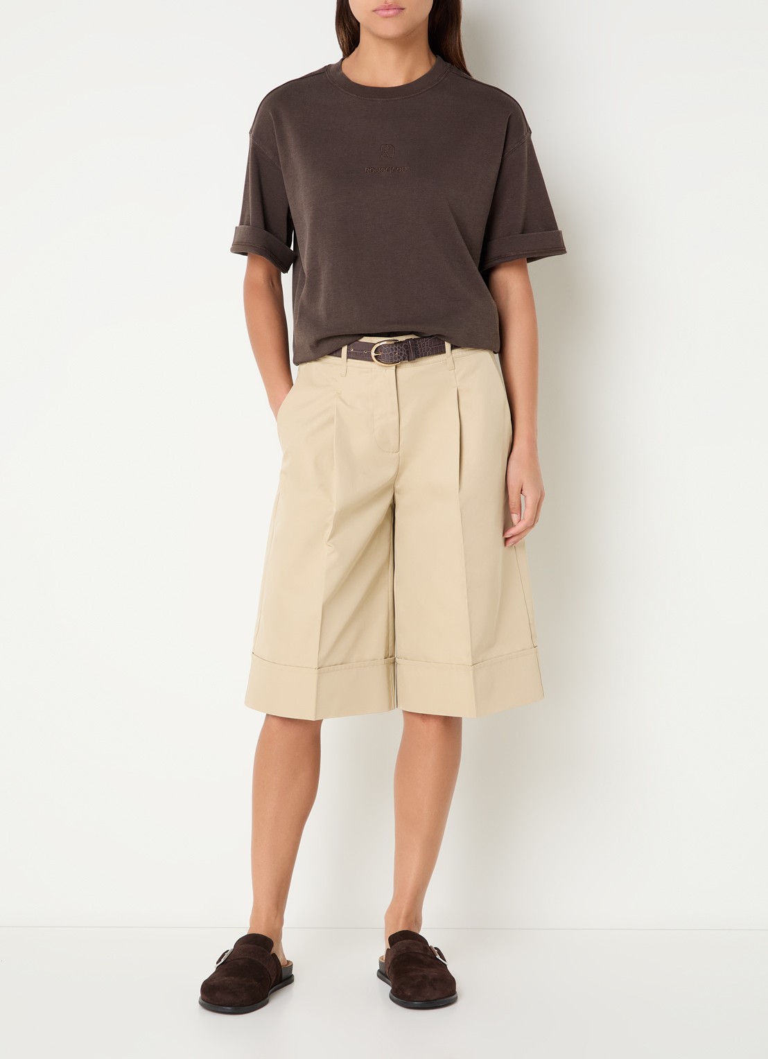 ROUGE EDIT Sophie T-shirt met logoborduring - voorkant 4 bruin