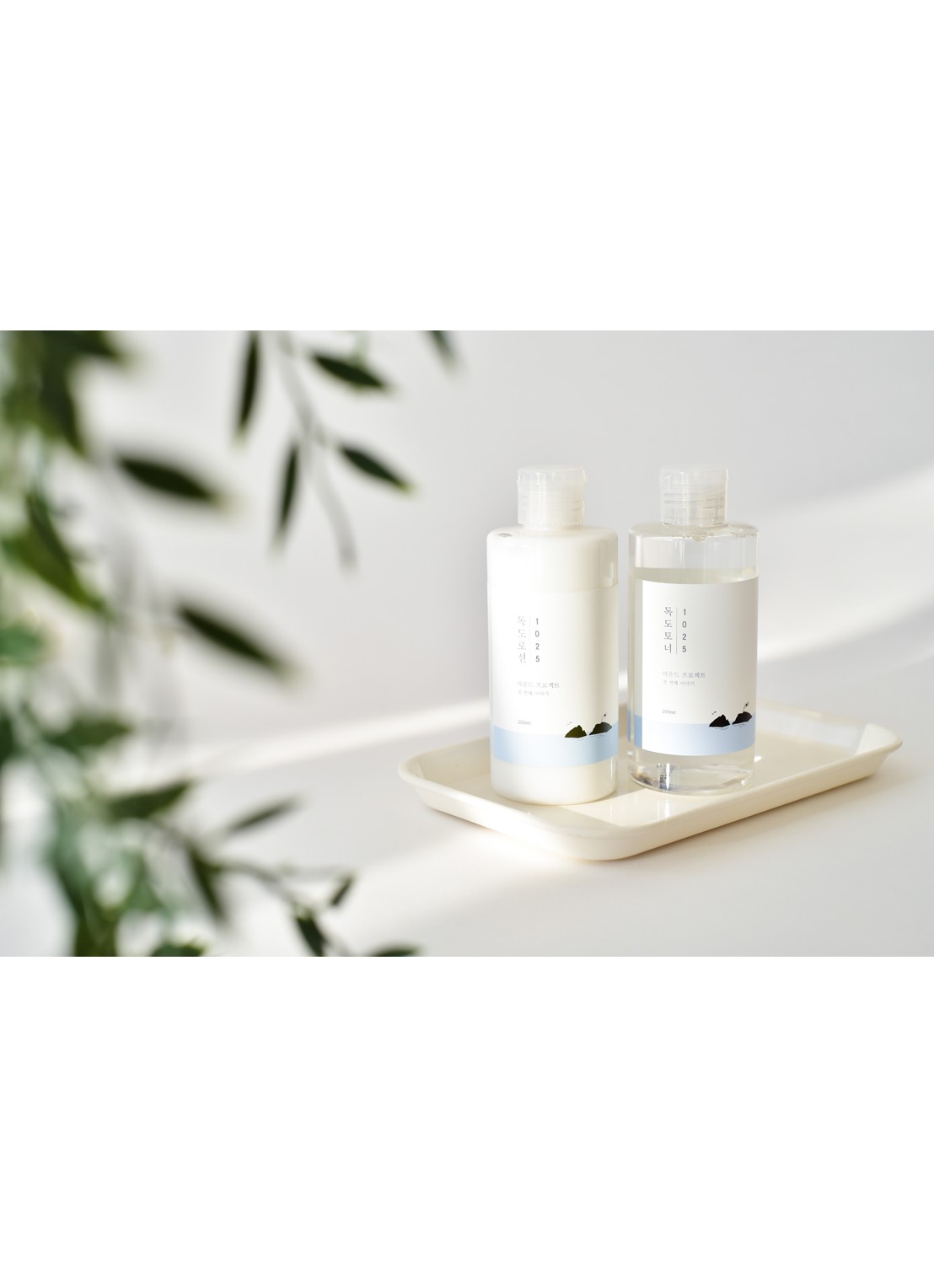 Round Lab 1025 Dokdo Toner + Lotion Duo - verzorgingsset - detail 3 undefined