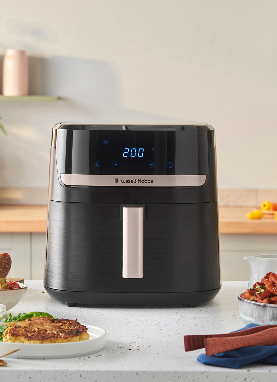Russell Hobbs Satisfry airfryer 8,3 liter 27630-56 - detail 2 zwart
