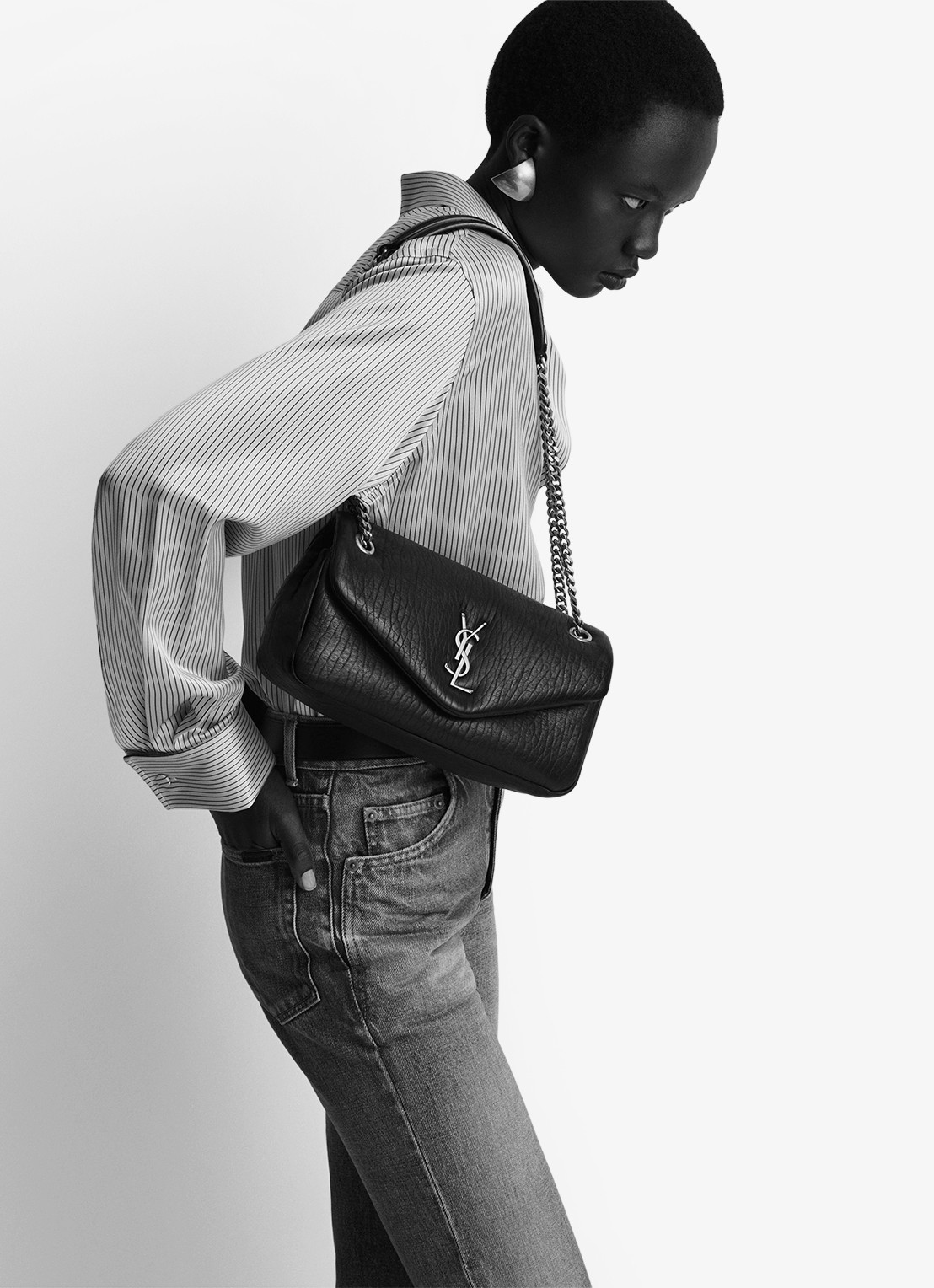 Saint Laurent Calypso Medium schoudertas van lamsleer - detail 6 zwart