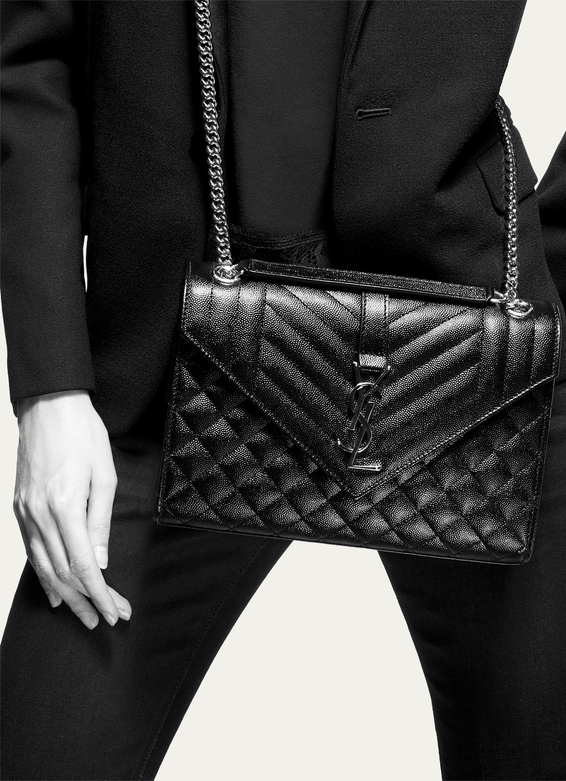 Saint Laurent Envelope Medium schoudertas van kalfsleer - detail 2 zwart