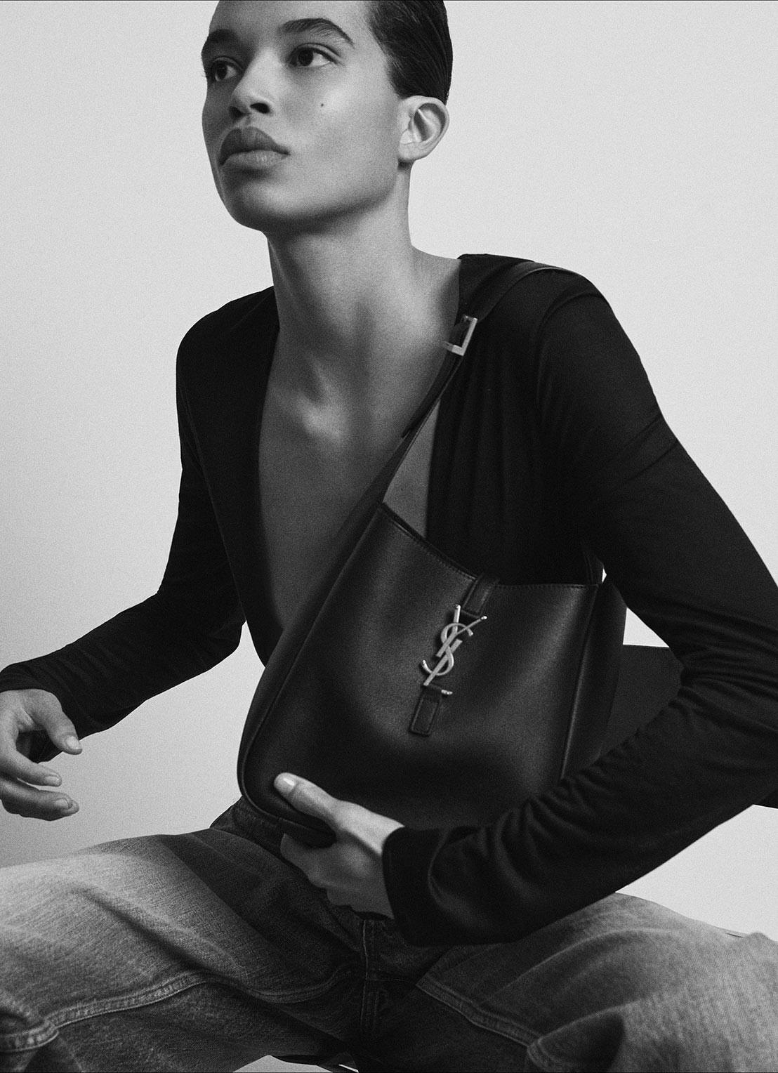 Saint Laurent Le 5 À 7 Small schoudertas van lamsleer - detail 6 gebroken wit