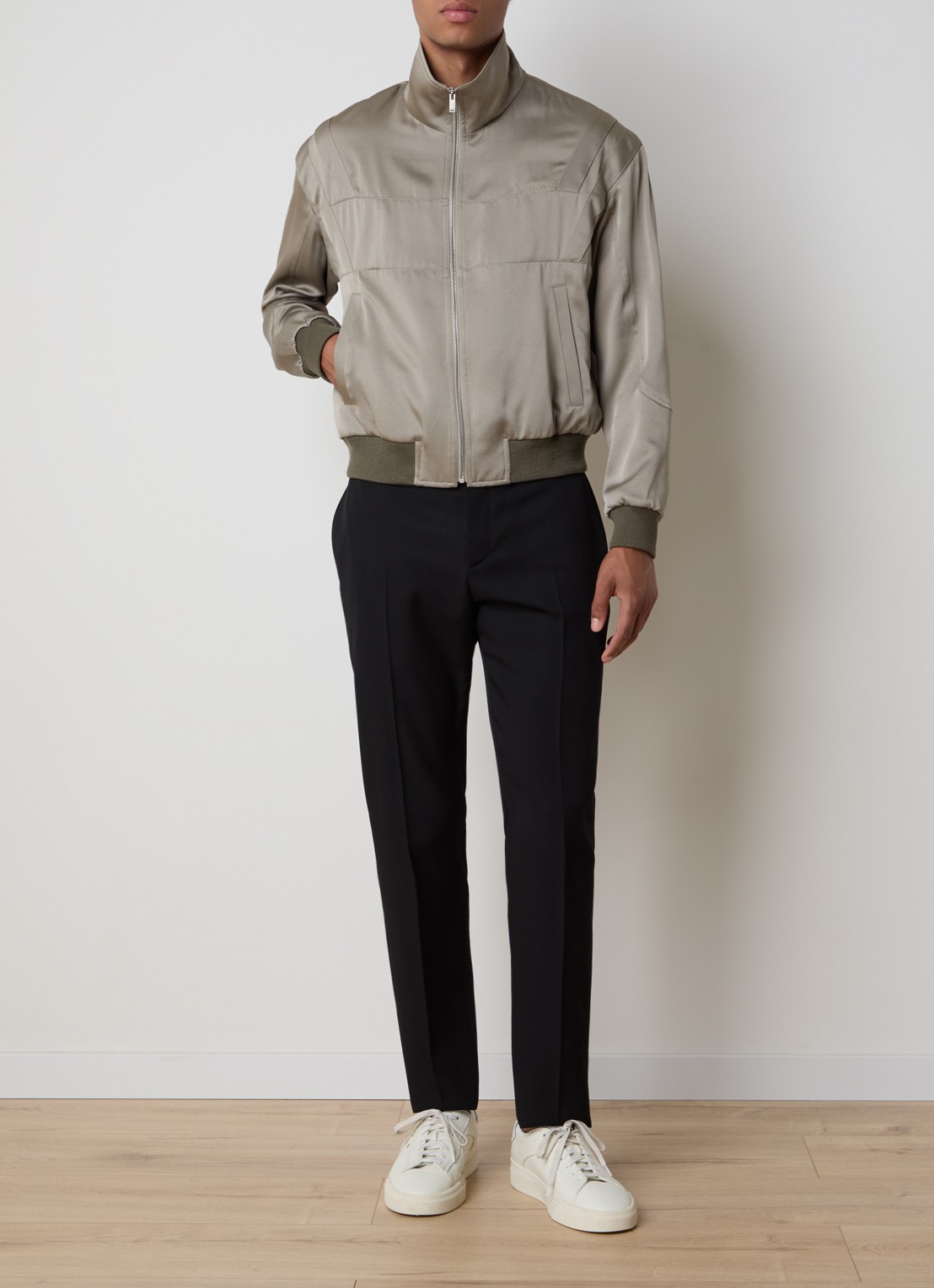 Saint Laurent Teddy bomberjack van satijn met steekzakken - voorkant 2 khaki