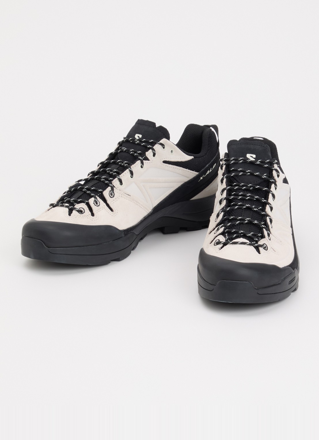 Salomon X-Alp sneaker met suède details - detail zwart