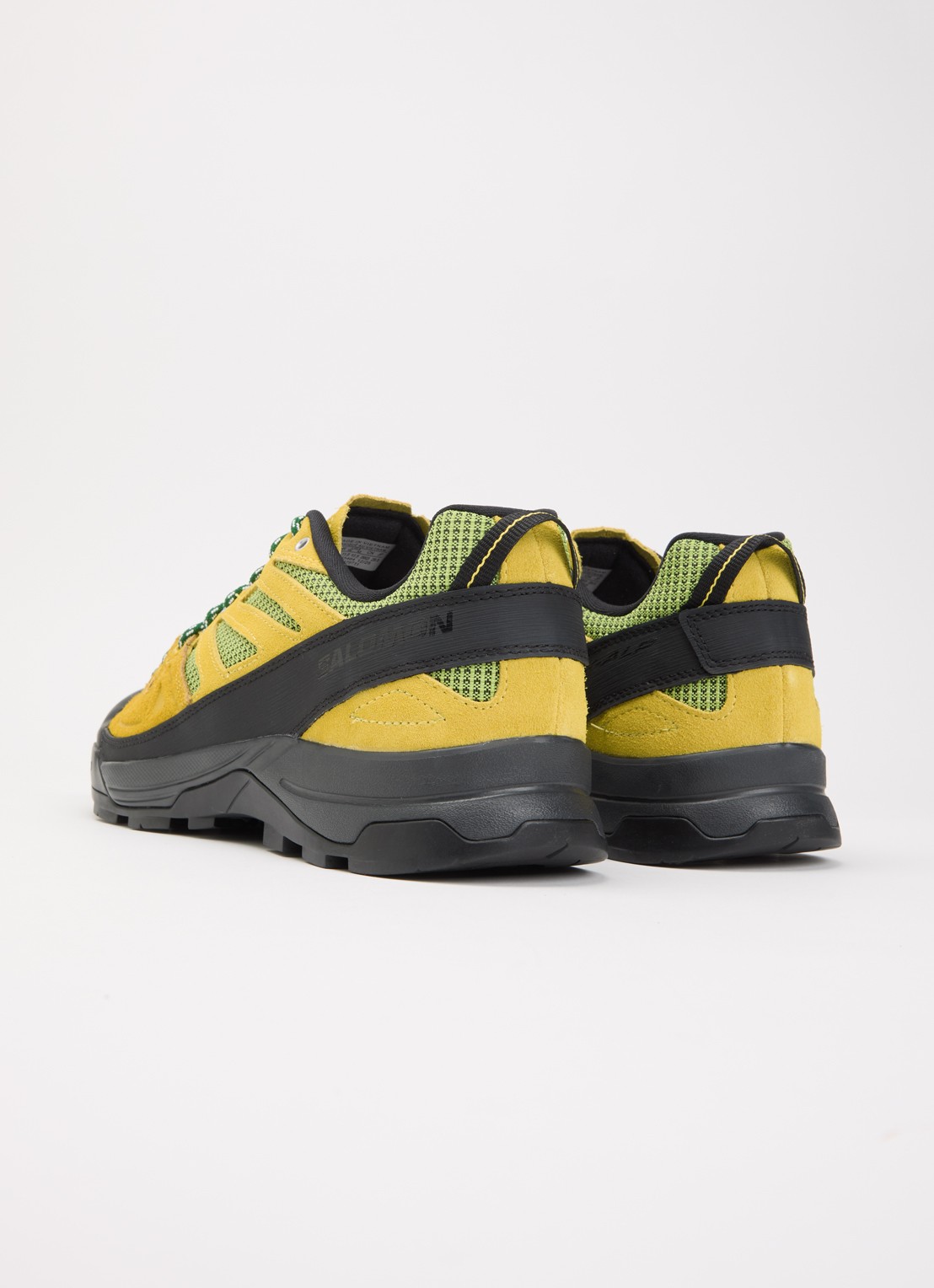 Salomon X-Alp Woven sneaker van suède met mesh details  - achterkant 2 okergeel