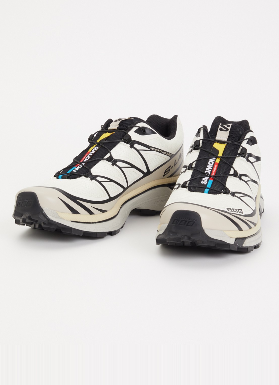 Salomon XT-6 sneaker met details van mesh - detail vanillegeel