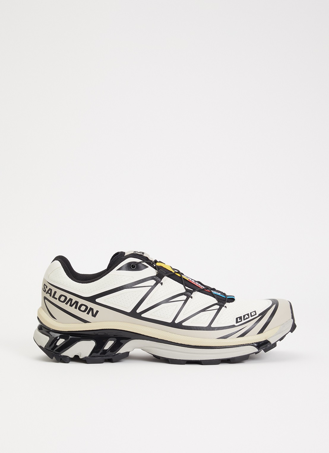 Salomon XT-6 sneaker met details van mesh - voorkant 5 vanillegeel