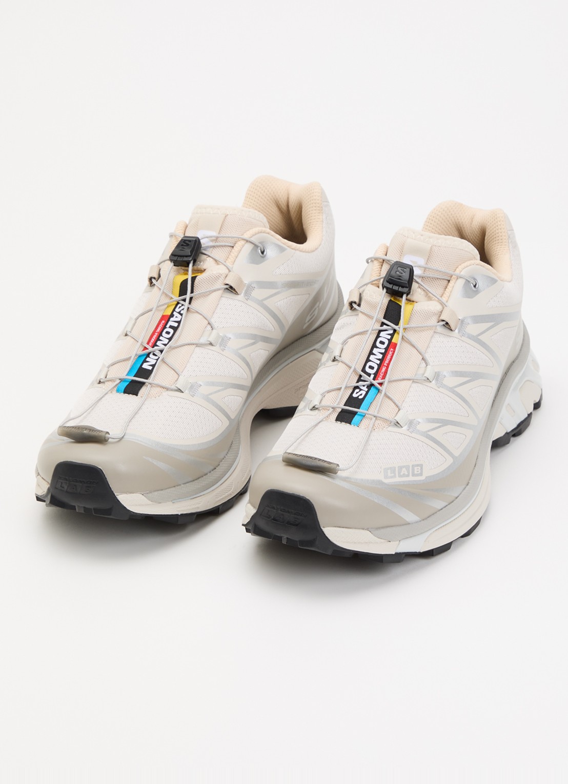Salomon XT-6 sneaker met mesh details en metallic finish - detail 3 beige