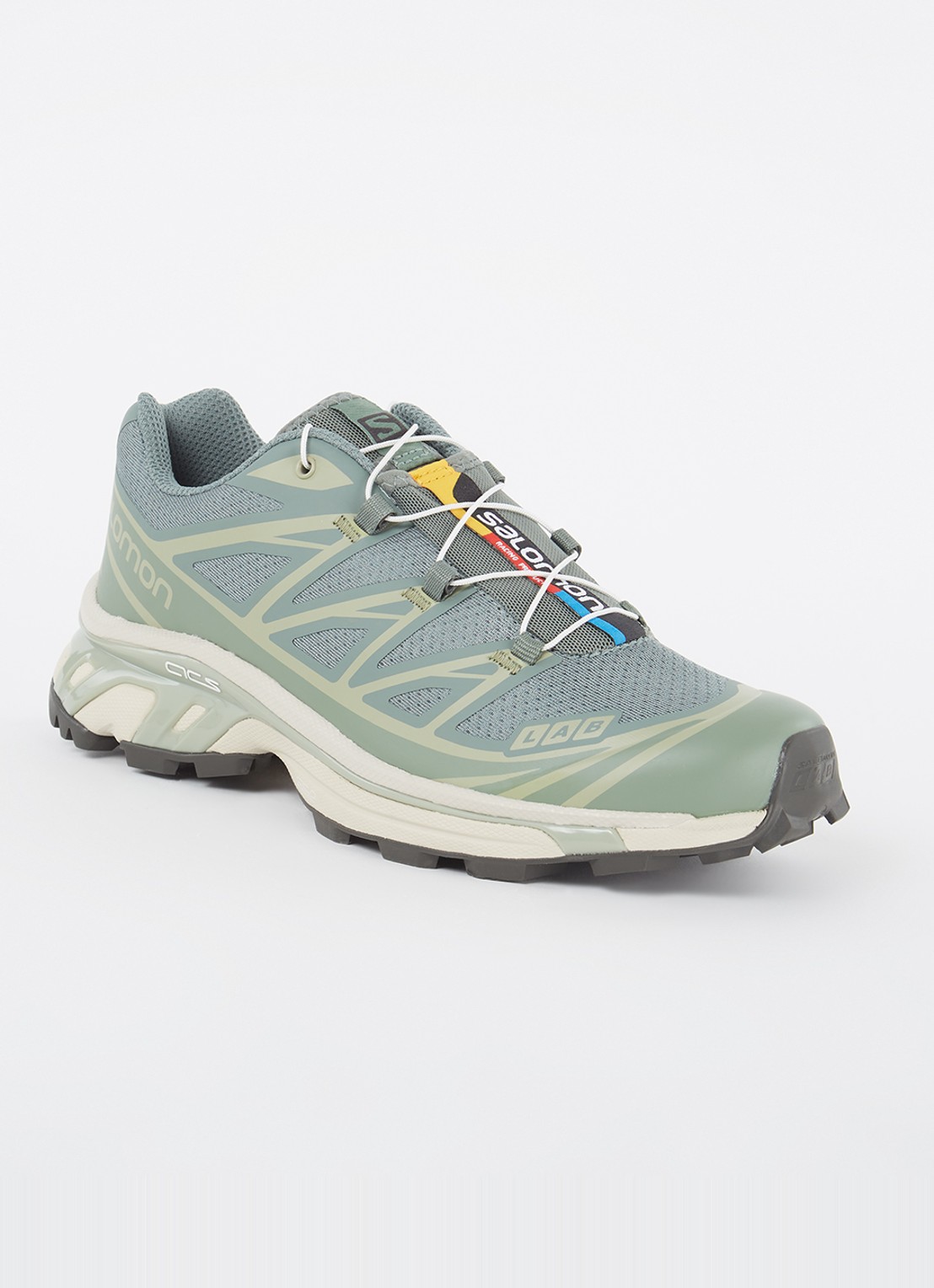 Salomon XT-6 sneaker met mesh details  - voorkant groen
