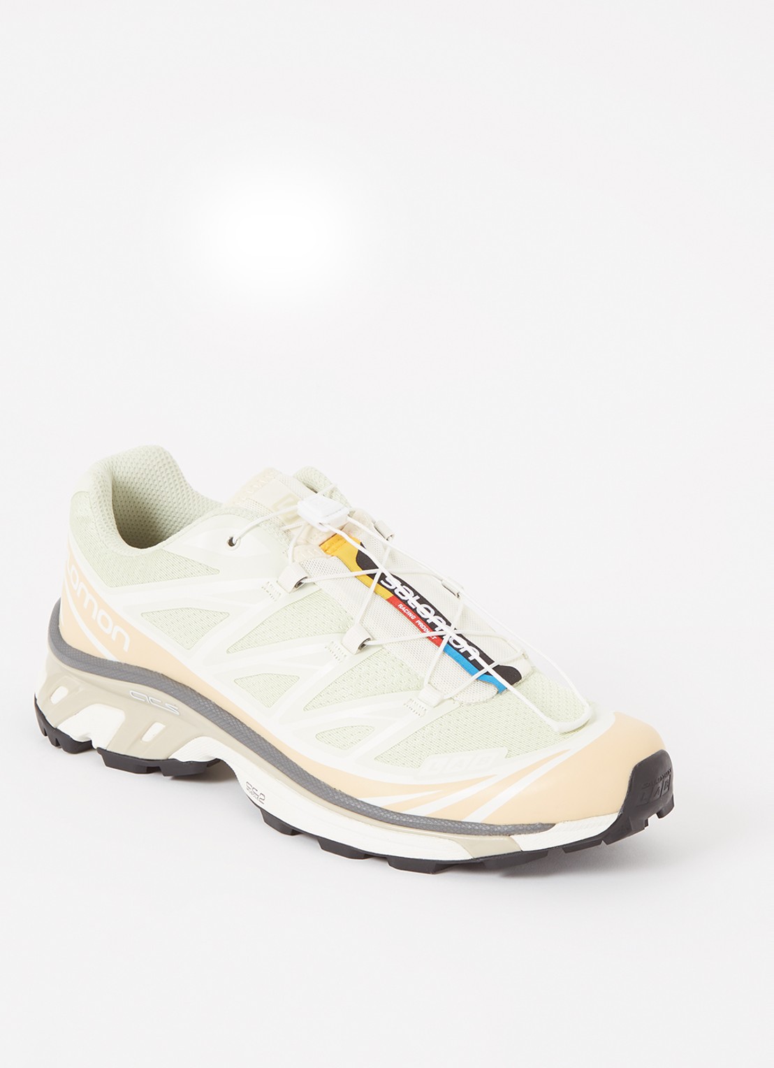 Salomon XT-6 sneaker met mesh details - voorkant lindegroen