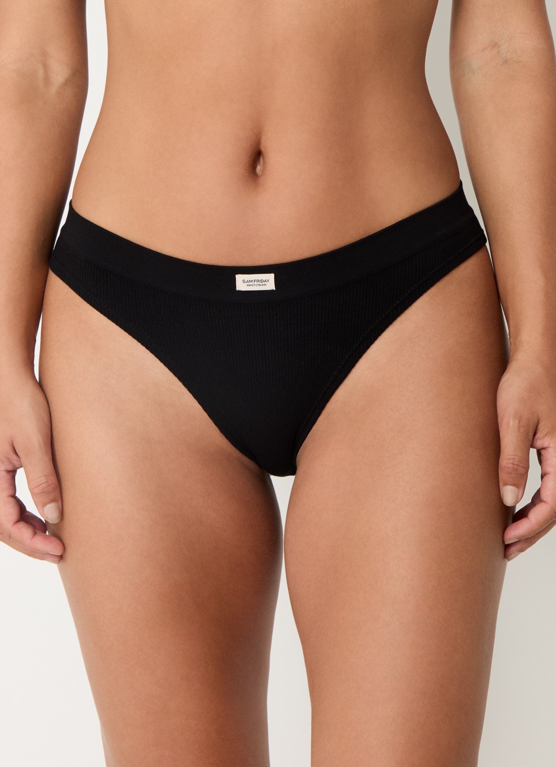 Sam Friday Lucy slip met ribstructuur - voorkant 2 zwart
