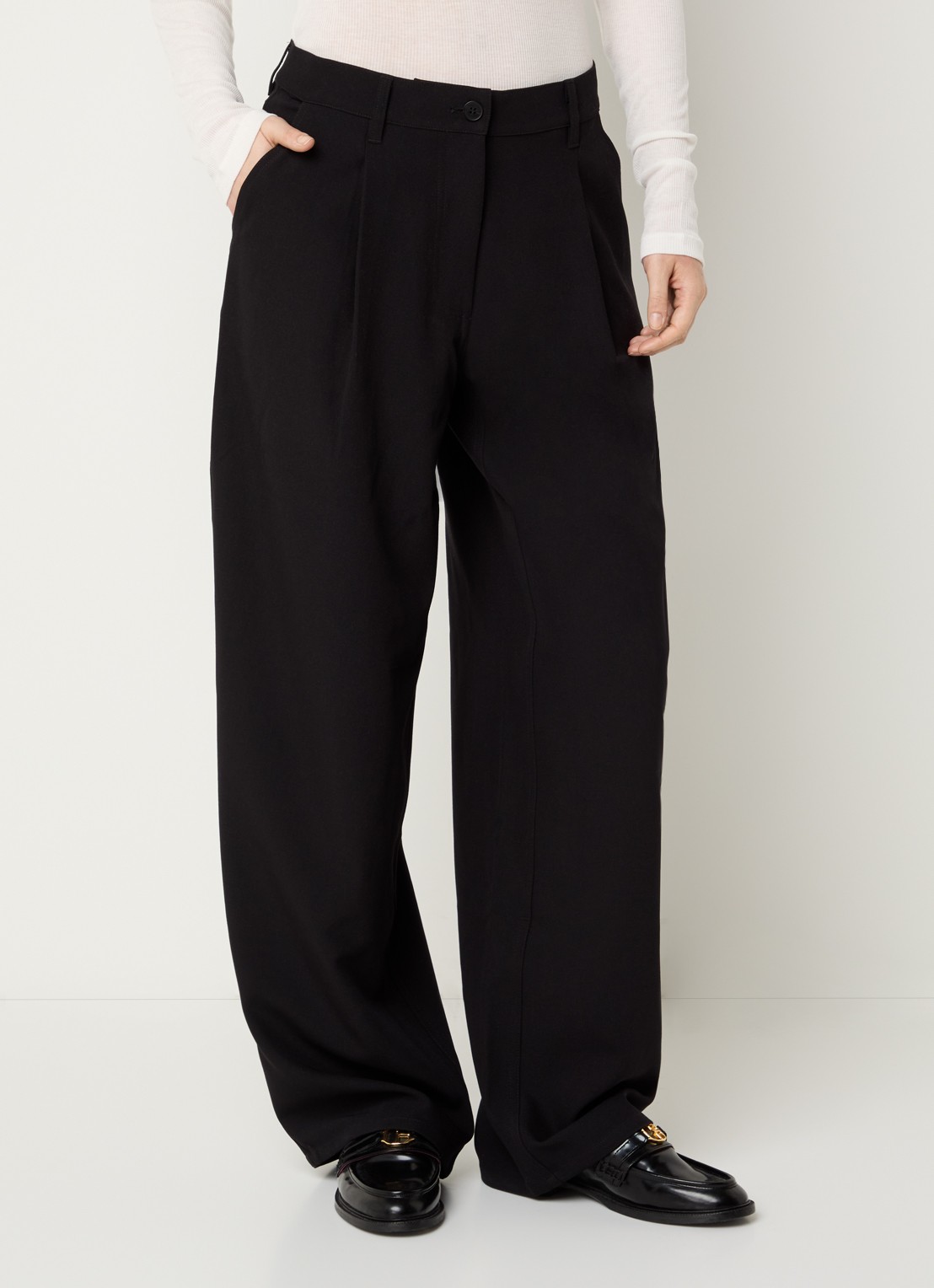 SAMSØE SAMSØE Harper high waist wide fit pantalon met steekzakken - detail zwart