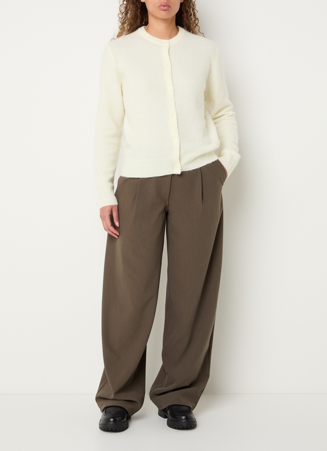 SAMSØE SAMSØE Harper high waist wide fit pantalon met steekzakken - voorkant 4 bruin