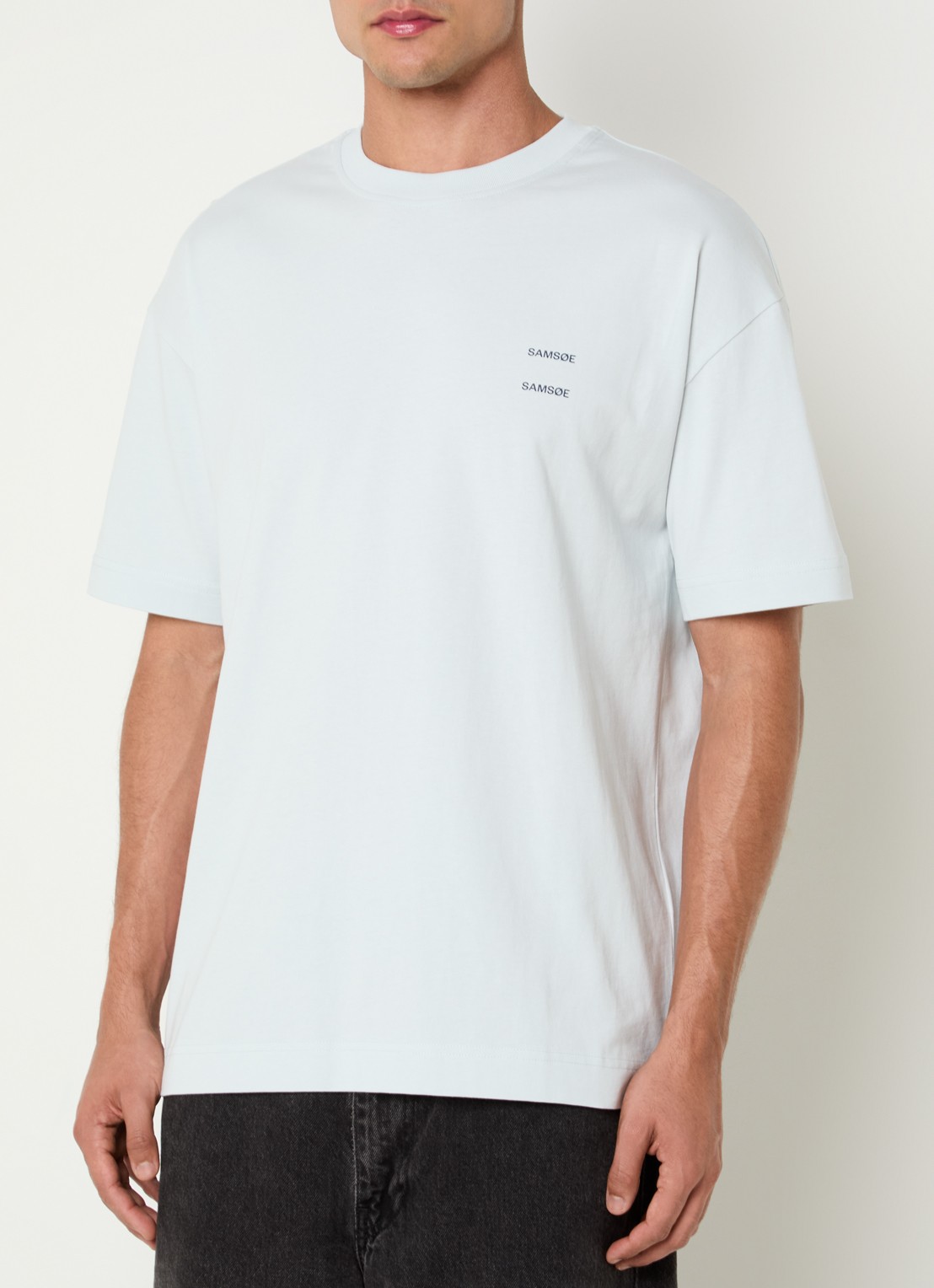 SAMSØE SAMSØE Joel T-shirt met logo - detail 3 lichtbruin
