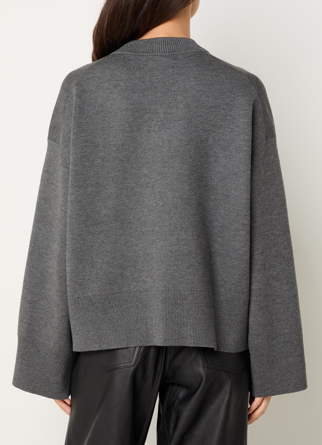 SAMSØE SAMSØE Lula sweater met V-hals - achterkant 4 grijs