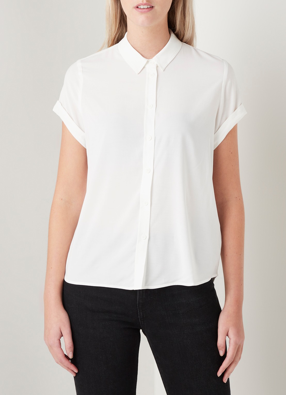 SAMSØE SAMSØE Majan blouse met korte mouw - detail 3 gebroken wit