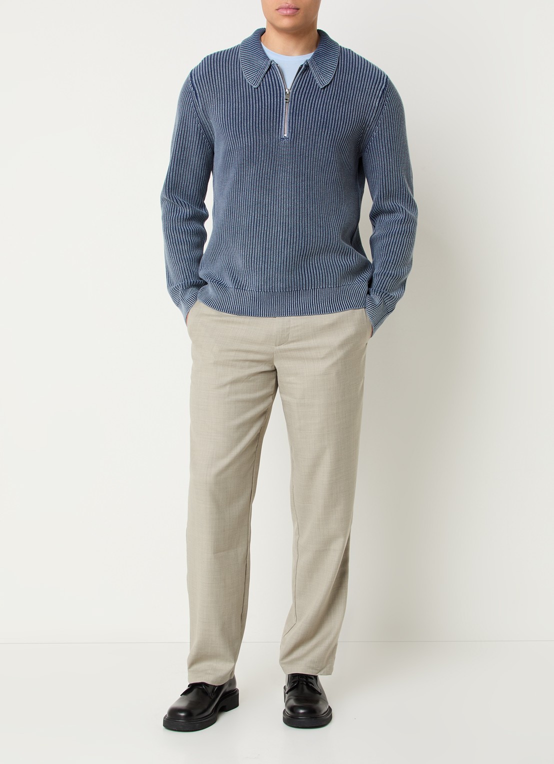 SAMSØE SAMSØE Noah straight fit pantalon in wolblend met steekzakken - voorkant 2 grijs
