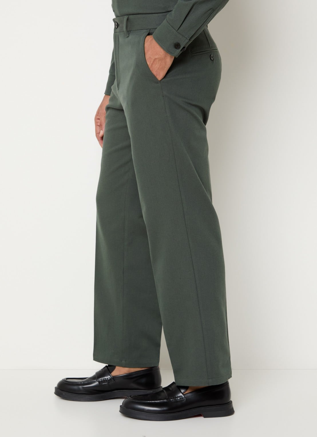 SAMSØE SAMSØE Noah straight fit pantalon in wolblend - detail 4 olijfgroen