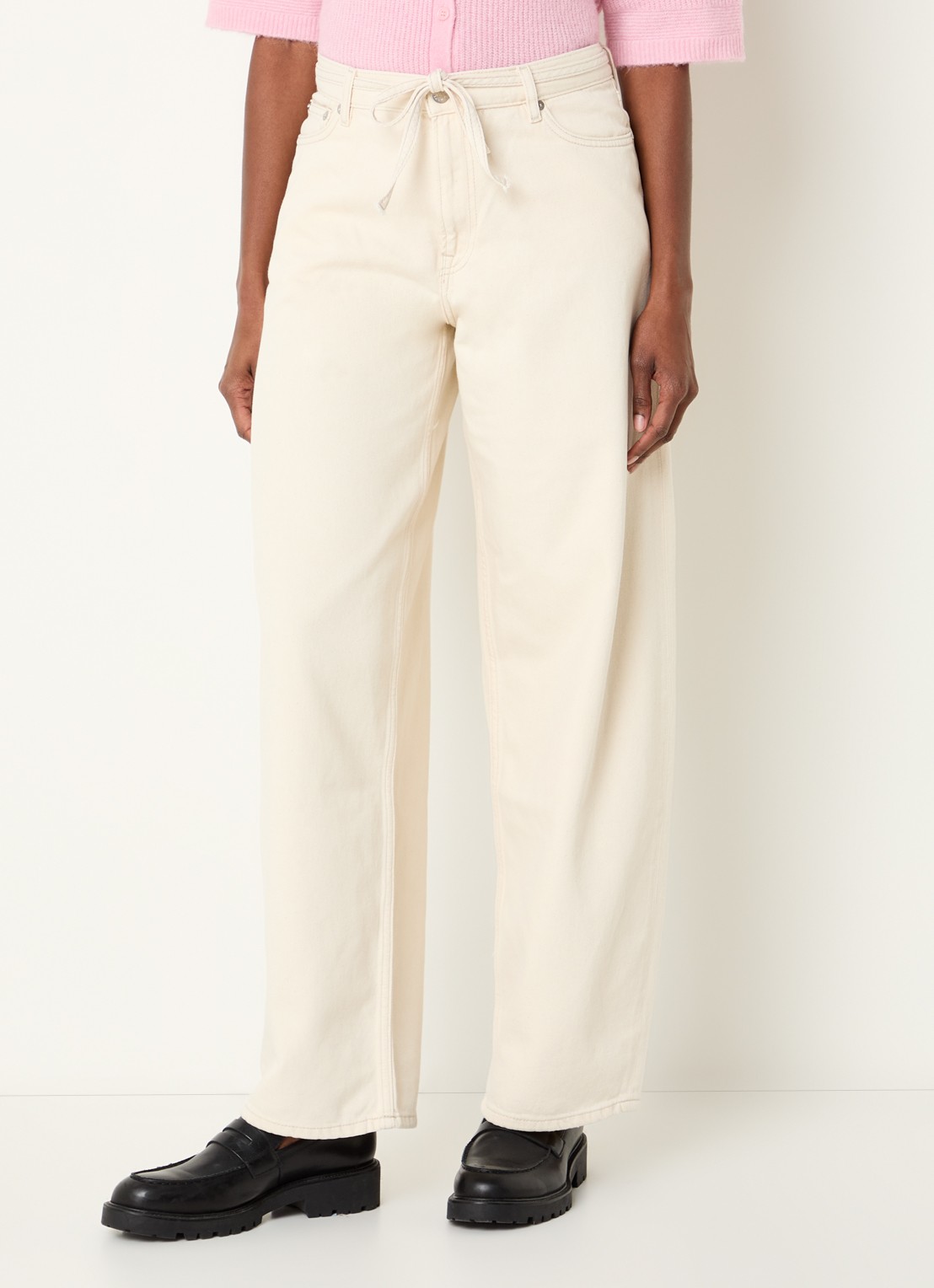 SAMSØE SAMSØE Saharper high waist loose fit jeans met strikceintuur - detail 4 creme