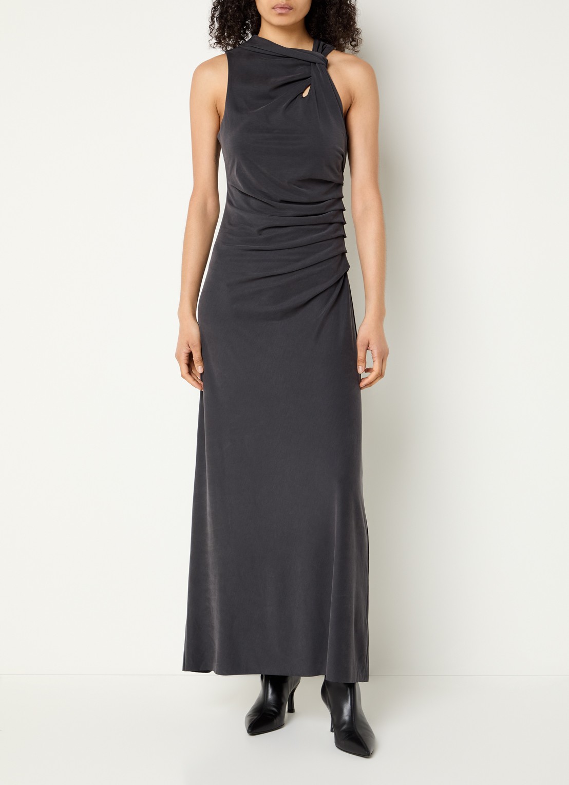 SAMSØE SAMSØE Susy maxi jurk met geknoopt detail - detail antraciet
