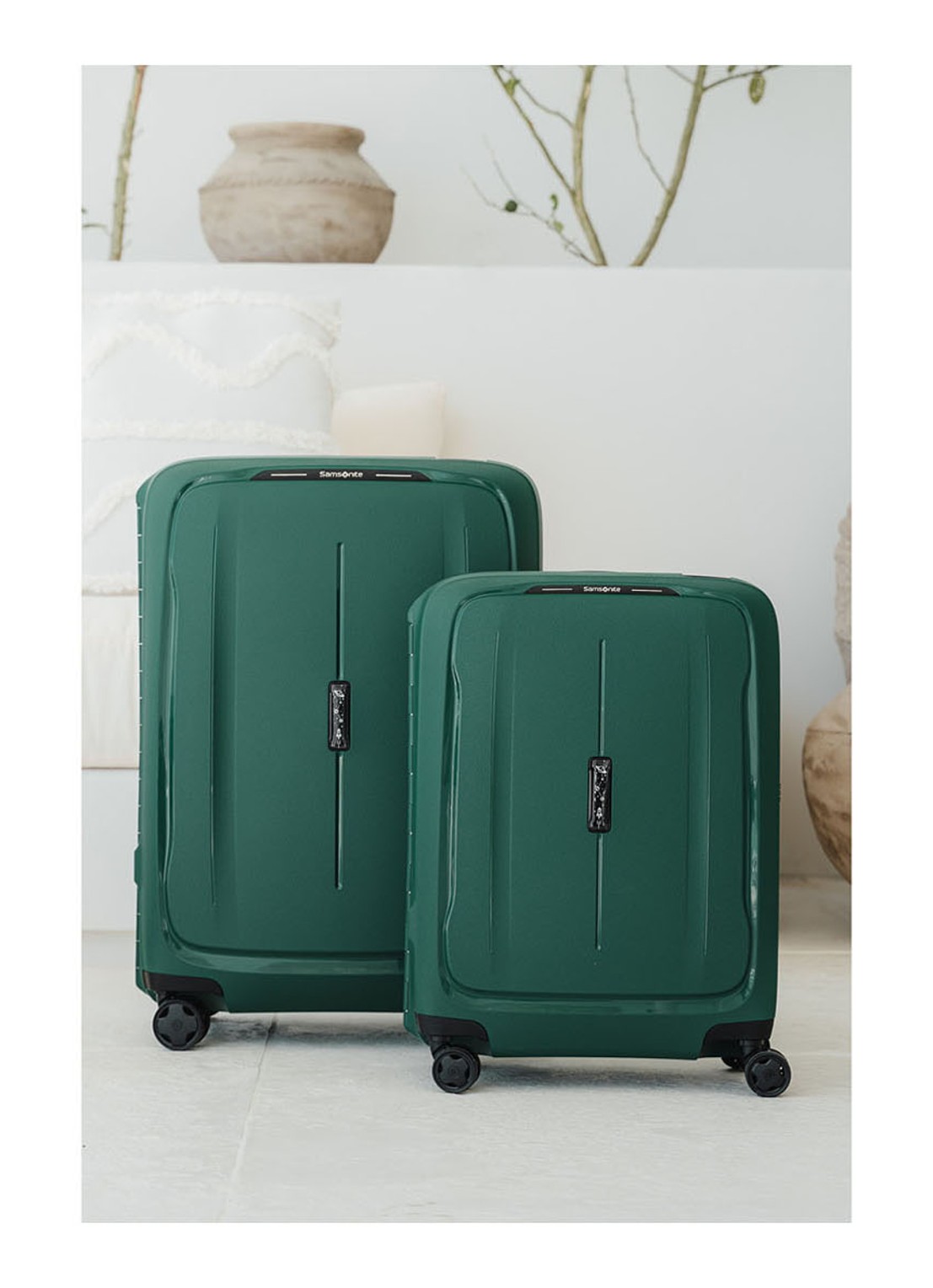 Samsonite Essens spinner 75 cm - voorkant 2 groen