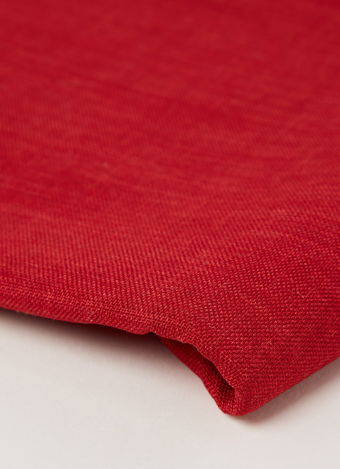 Sander Loft tafelloper 140 x 50 cm - detail donkerrood