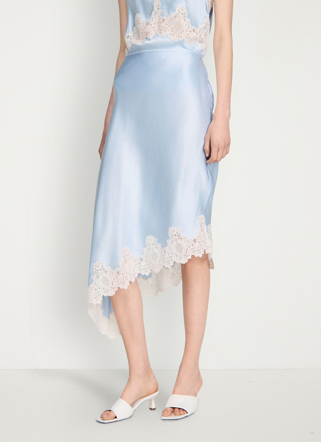 Sandro  Asymmetrische rok met details van kant - detail 3 blauw / ecru