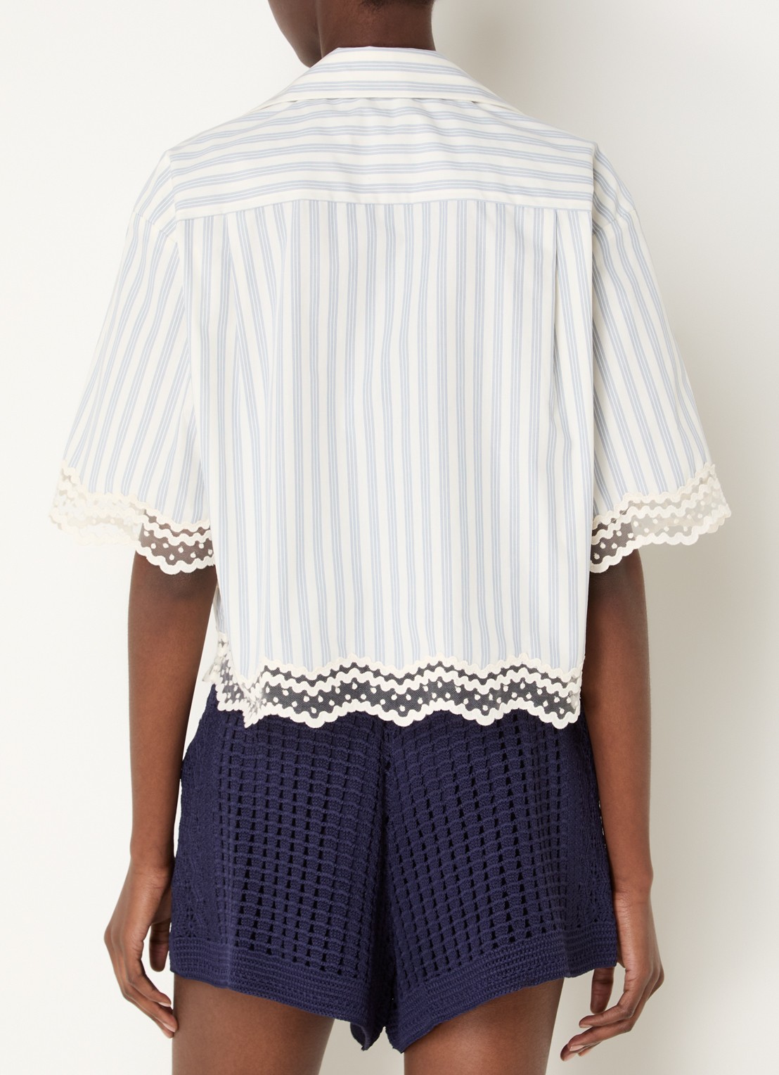 Sandro Blouse met streepprint en details van kant - achterkant gebroken wit