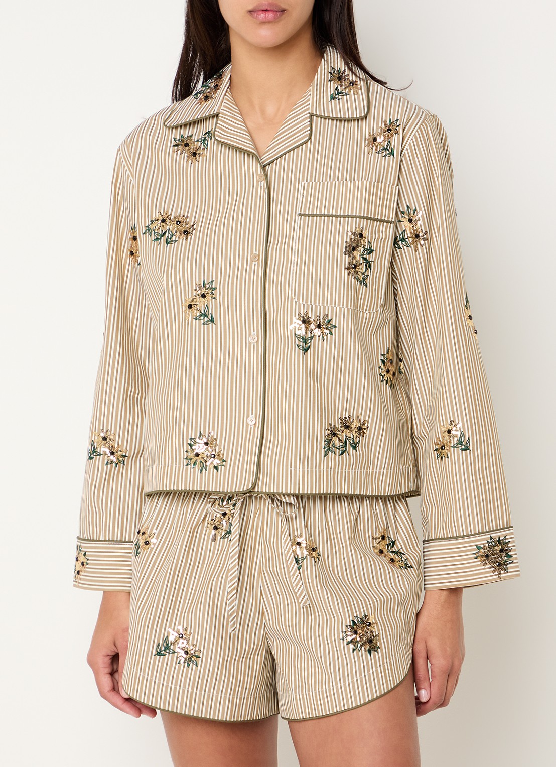 Sandro Blouse met streepprint en pailletten - detail camel