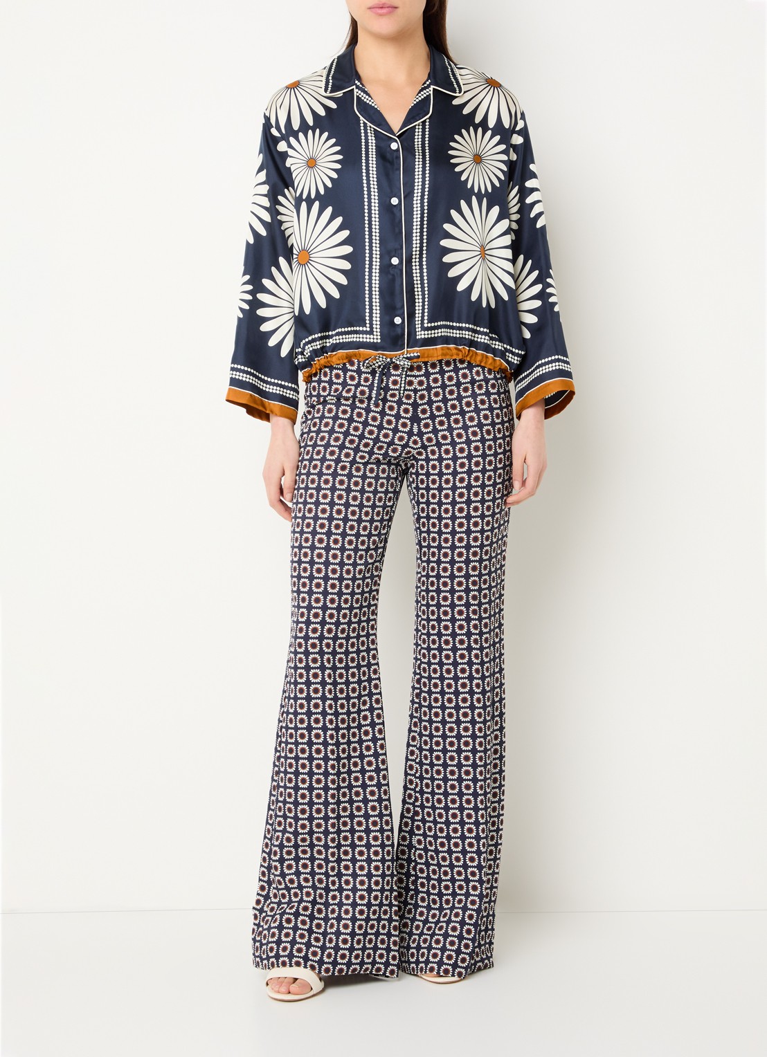 Sandro Blouse van zijde met bloemenprint - voorkant 3 donkerblauw