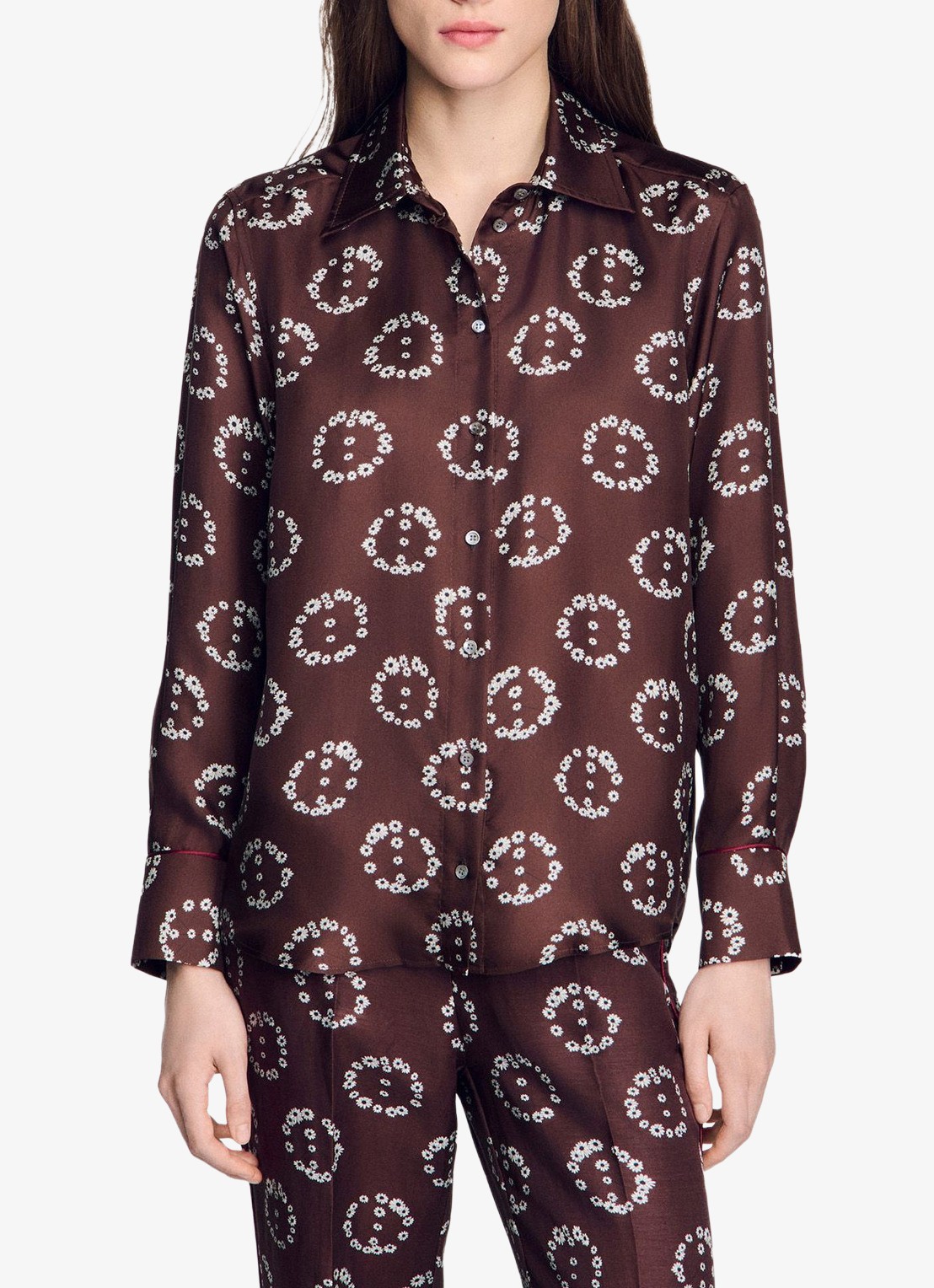 Sandro Blouse van zijde met bloemenprint - detail bruin