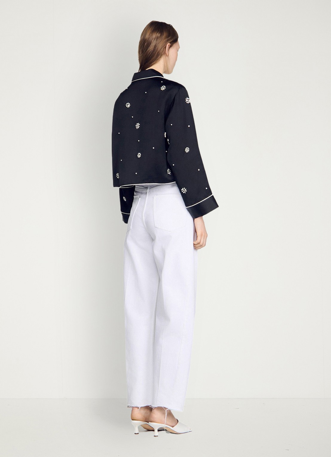 Sandro Cropped blouse met borstzak en stras - achterkant zwart