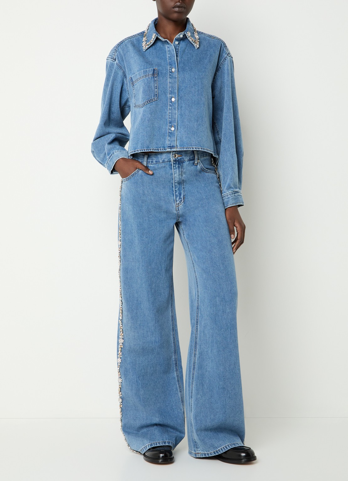 Sandro Cropped blouse van denim met strass - voorkant 2 donkerblauw
