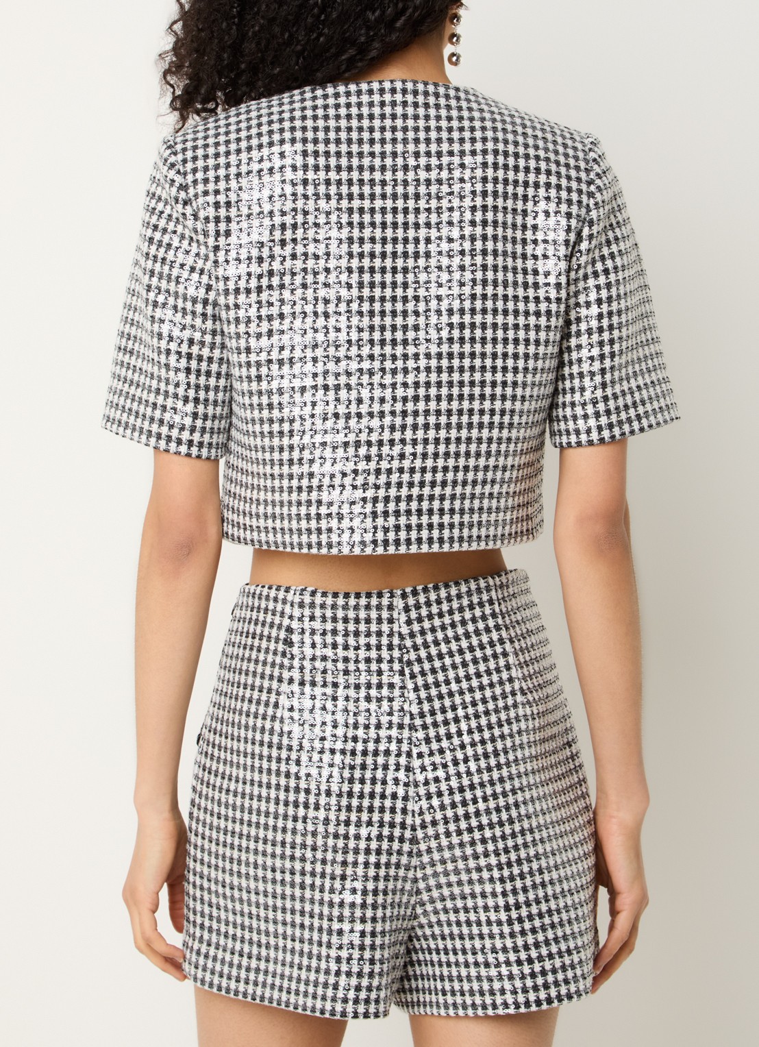 Sandro Cropped jack met pied-de-poule dessin en pailletten - achterkant zwart